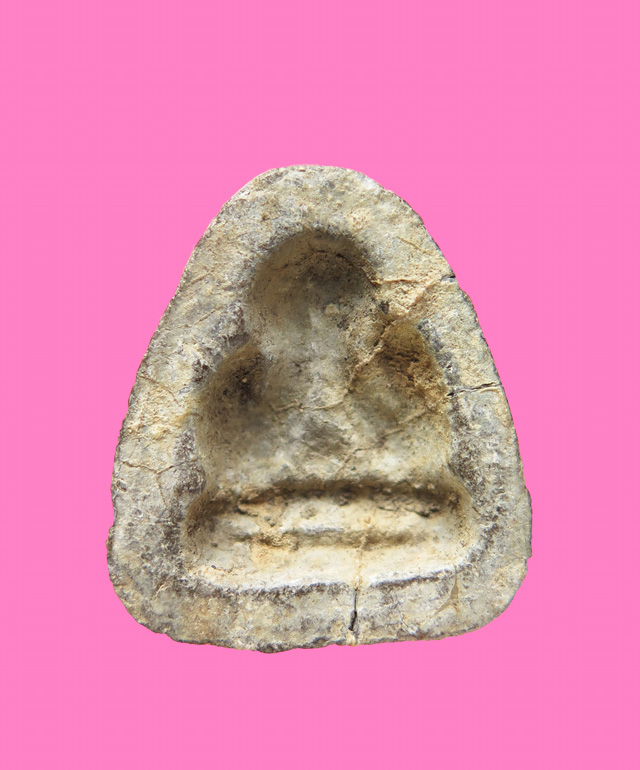 พระปิดตา หลังแบบ พิมพ์ลึกๆ