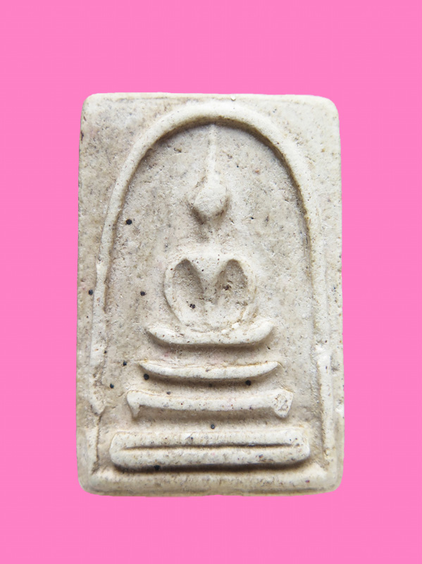 สมเด็จสวย มีจุดดำๆ