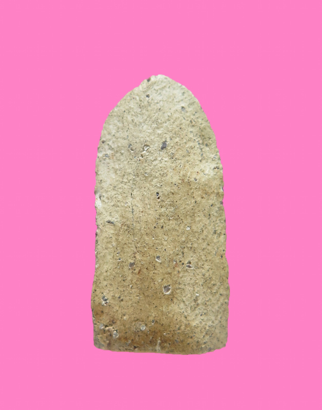 พระรอด เนื้อดิน สวย