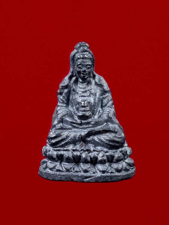 พระโพธิสัตว์ กวนอิม หลวงพ่อหยอด เนื้อเงิน ปี 2537