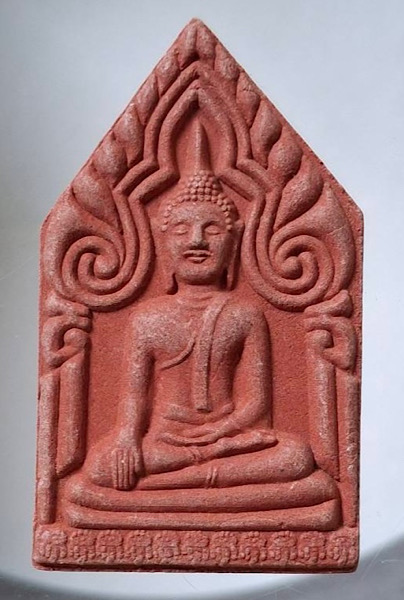 พระขุนแผน หลวงปู่ดอกไม้ วัดหนองเสาธง อ.ดอนเจดีย์ จ.สุพรรณบุรี เนื้อผง รุ่นสร้างบารมี ปี2559