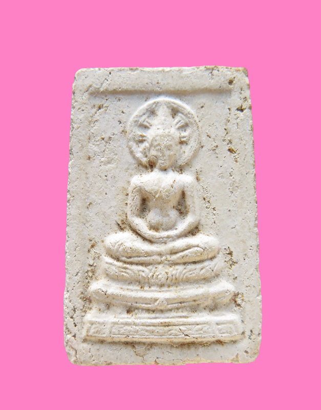 สมเด็จมีธรรมจักรหลังเศียร