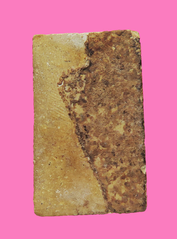 สมเด็จมีคราบขี้ปลวก