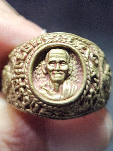  วัดไพรพัฒนา จ.ศรีสะเกษ  แหวน หลวงปู่สรวง เทวดาเดินดิน