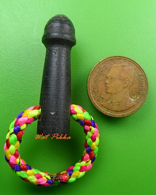 ปลัดขิกจิ๋วหลวงปู่สิงห์ วัดบ้านขี้เหล็ก ศรีสะเกษ .3879.