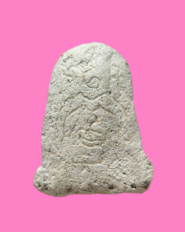 พระปิดตา มือโต เนื้อผง หลังยันต์