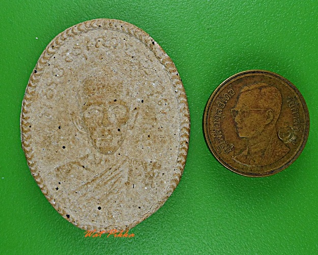 พระผงรูปเหมือนหลวงพ่อบุญมี วัดสิงห์ทอง ลพบุรี .3927.