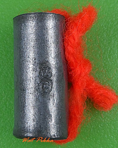 ตะกรุดลูกอมพระพิรุณแสนห่า หลวงปู่สิงห์ วัดบ้านขี้เหล็ก ศรีสะเกษ .4232.