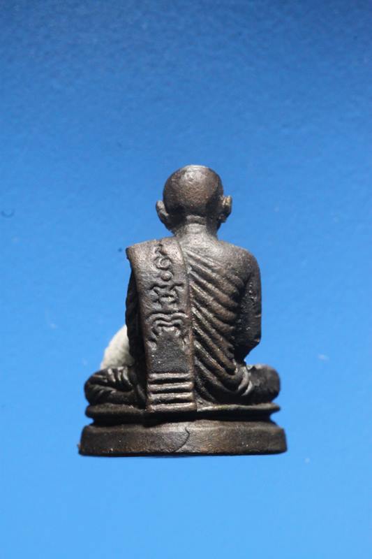 รูปหล่อ หลวงพ่อแพ 86 ปี วัดพิกุลทอง