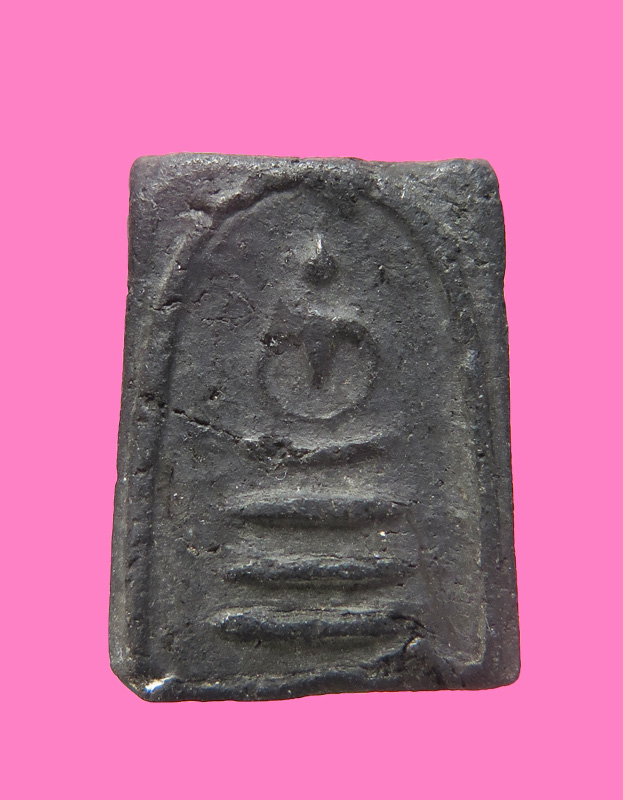 สมเด็จพิมพ์คะแนน เนื้อผงดำๆ