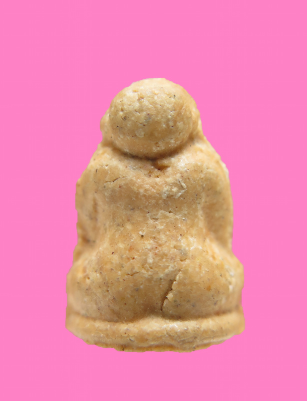 พระปิดตา ลอยองค์ เนื้อผง เก่า