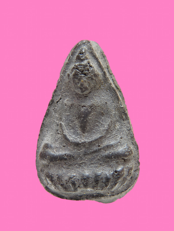 พระกลีบบัว เนื้อผงใบลาน หลังจาร