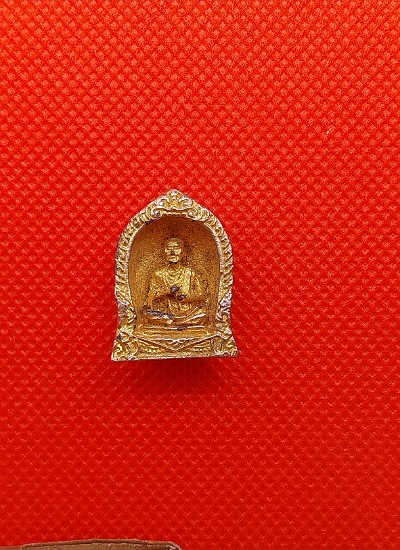 พระหล่อซุ้มระฆัง สมเด็จโต ปี19