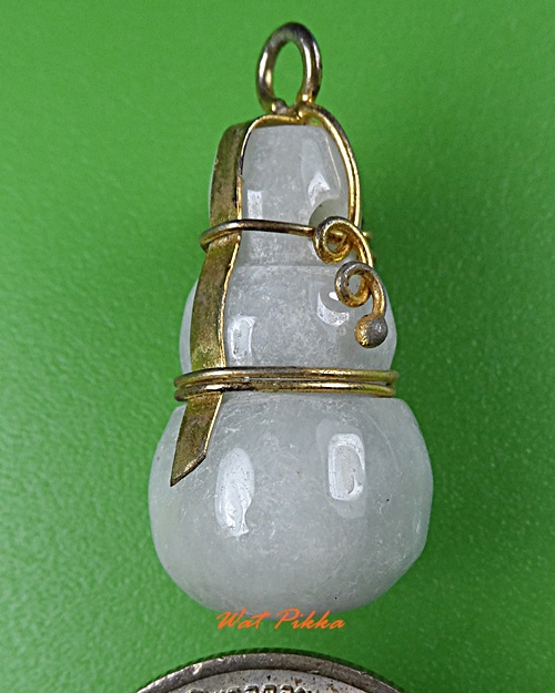 น้ำเต้าหลวงพ่อพิเชฐ วัดโคกหม้อ ลพบุรี .5475.