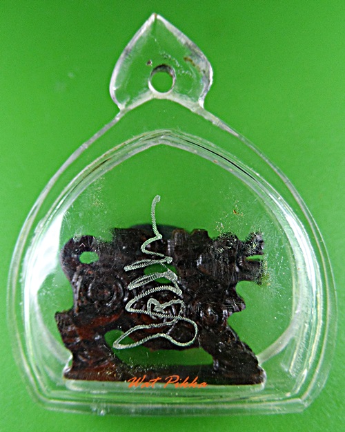 สิงห์แกะหลวงพ่อพิเชฐ วัดโคกหม้อ ลพบุรี .5477.