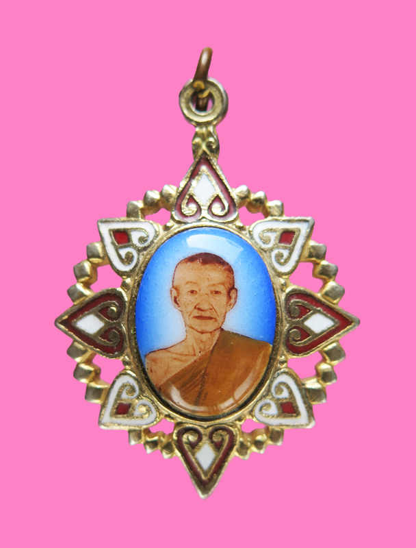 ล็อคเก็ต พระวิสุทธาธิบดี (ไสว) วัดไตรมิตร กรรมการ หลังรายเซ็น