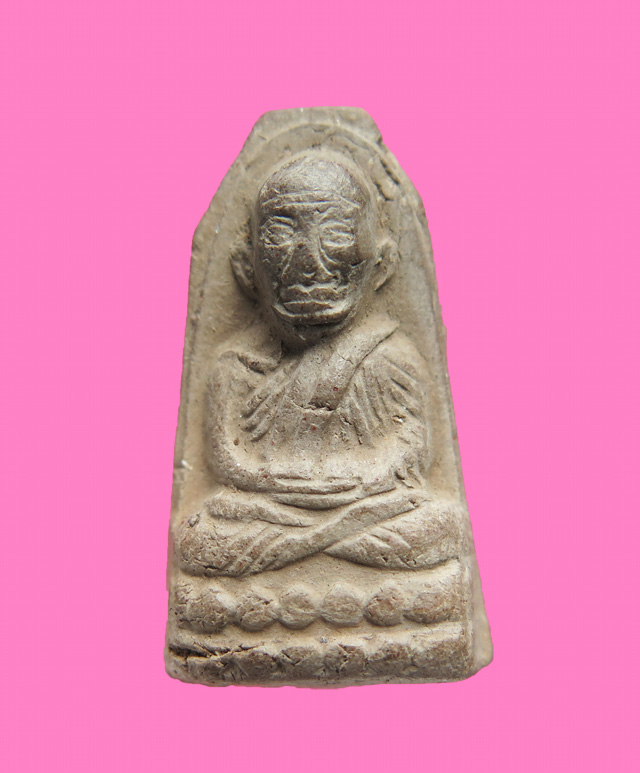 หลวงปู่ทวด เนื้อดินผสมผง หลังจารเปียก