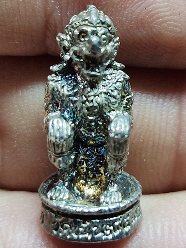 วัดเนินสุทธาวาส ชลบุรี หนุมาน 84 หลวงปู่เกลี้ยง  "เกลี้ยงทุกข์ เกลี้ยงโศก เกลี้ยงโรค เกลี้ยงภัย" 