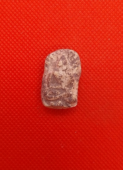 พระพระพุทธ เนื้อผง ไม่ทราบที่