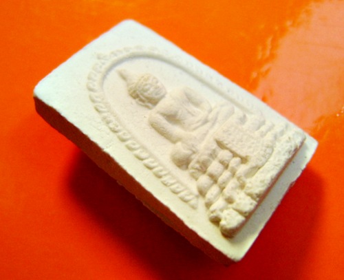 พระผงหลวงพ่อวัดไร่ขิง พิมพ์เล็ก วัดไร่ขิง จ.นครปฐม สวยเดิมครับ