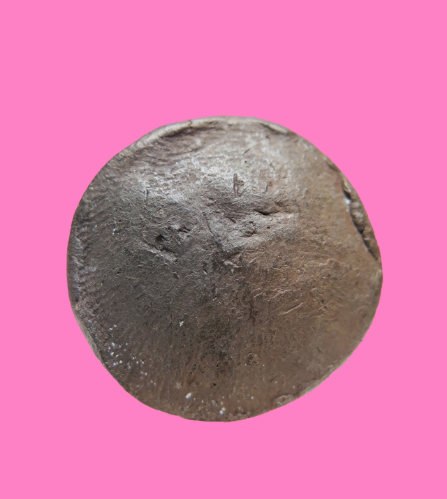 พระเนื้อดิน พิมพ์จันทร์ลอย