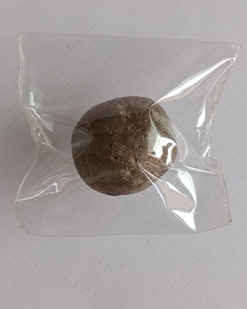 ลูกอมผงพรายกุมาร วัดละหารไร่