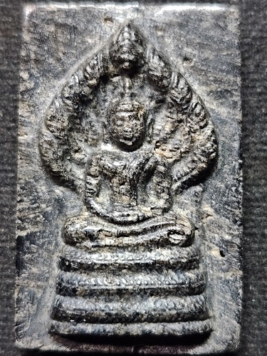 วัดกุดชมภู จ.อุบลราชธานี พระนาคปรก 9 เศียร หลวงปู่คำบุ   แกะจากไม้ตะเคียน 1000 ปี