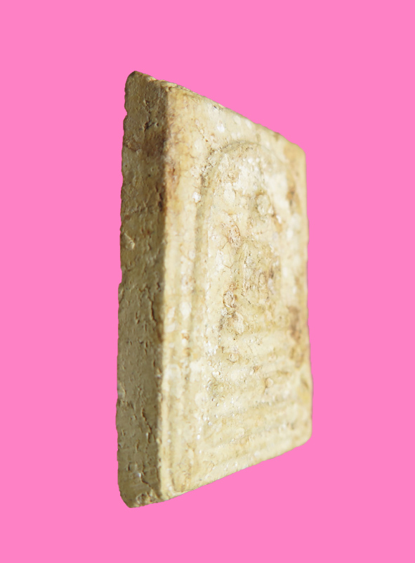 สมเด็จเกศทะลุซุ้ม