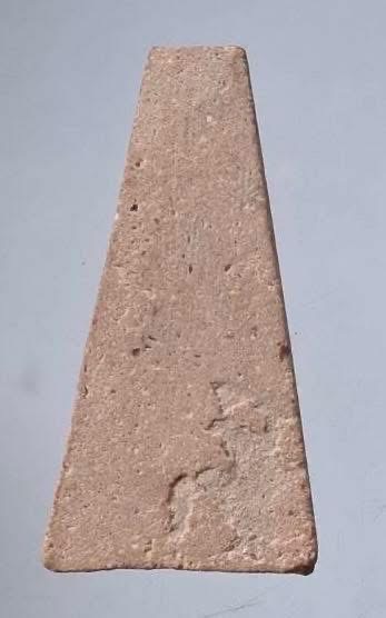 พระผงสุพรรณ เนื้อผงว่าน เก่าๆ ไม่ทราบที่