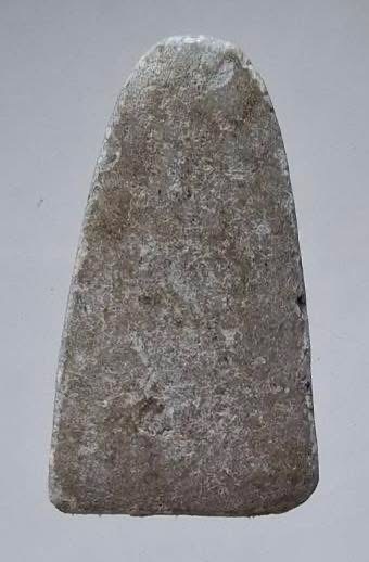 พระผงว่านหลวงปู่ทวด วัดช้างไห้ จ.ปัตตานี เก่าๆ สภาพใช้ ไม่ทราบที่