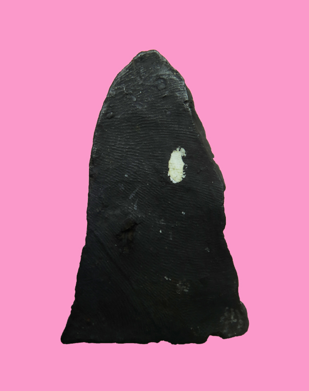 พระพิมพ์โคนสมอ เนื้อดิน ดำ