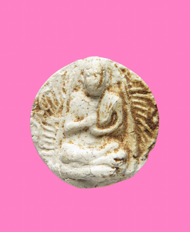 พระผงสมเด็จพุทธาจารย์โต พิมพ์จันทร์ลอย หลังตราแผ่นดิน วัดอรุณฯ ปี 09 พิธีใหญ่ พ่อท่านคล้ายร่วมปลุก