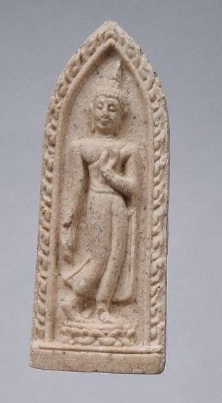 พระลีลาทุ่งเศรษฐี หลวงพ่อคูณ วัดบ้านไร่ จ.นครราชสีมา รุ่นคูณเศรษฐี เนื้อผง ปี2539