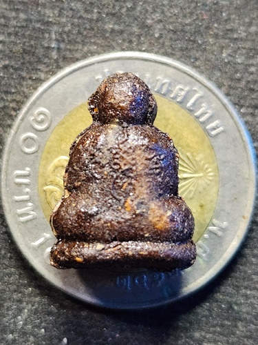  วัดธาตุมหาชัย นครพนม  พระปิดตาเสริมฐาน หลวงปู่คำพันธ์ 2533 เนื้อดินเก้าบัง