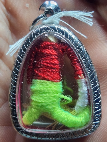 วัดบ้านแจ้ง จ.ร้อยเอ็ด หุ่นพยนต์จอมขมังเวทย์ หลวงปู่จันทร์  รุ่นสูจงรวย