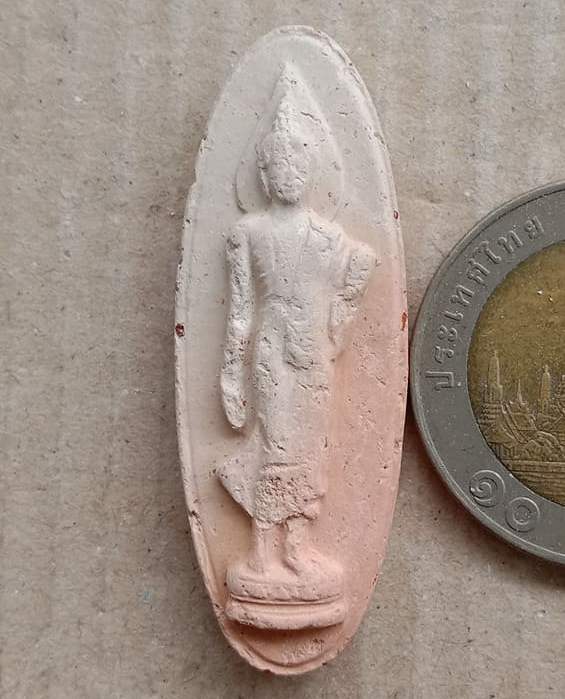 พระยี่สิบห้าศตวรรษ ปี2500 เนื้อดิน สีทูโทน พระดี พิธีใหญ่