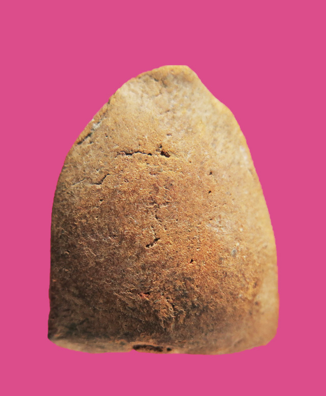 พระเนื้อดิน พิมพ์หลวงพ่อโต ขนาดเล็ก ก้นมีรู