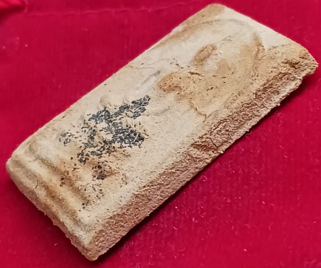 พระสมเด็จรุ่นแรก "หลวงพ่อชอบ" วัดสว่างอารมณ์ สุพรรณบุรี