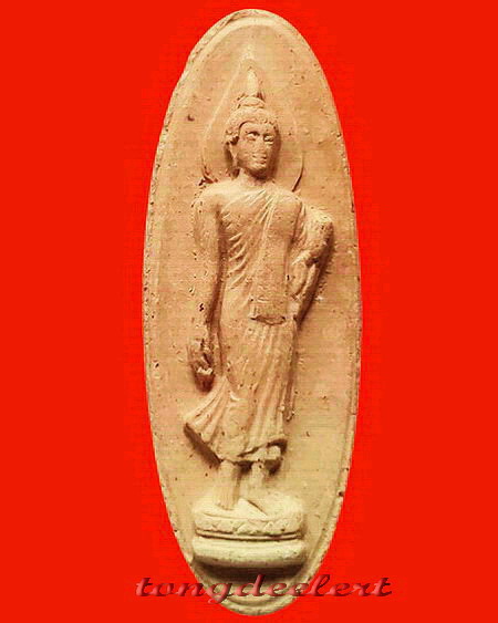 พระลีลา 25 พุทธศตวรรษ เนื้อดิน สีทูโทน สวยมากค่ะ