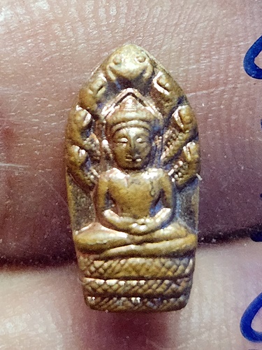  วัดสระกำแพงใหญ่ จ.ศรีสะเกษ พระปรกใบมะขาม หลวงปู่เครื่อง