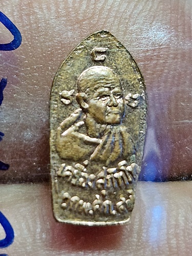  วัดสระกำแพงใหญ่ จ.ศรีสะเกษ พระปรกใบมะขาม หลวงปู่เครื่อง