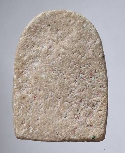 พระซุ้มกอ เนื้อผงฝังลูกปัด ไม่ทราบที่ เก่าๆ