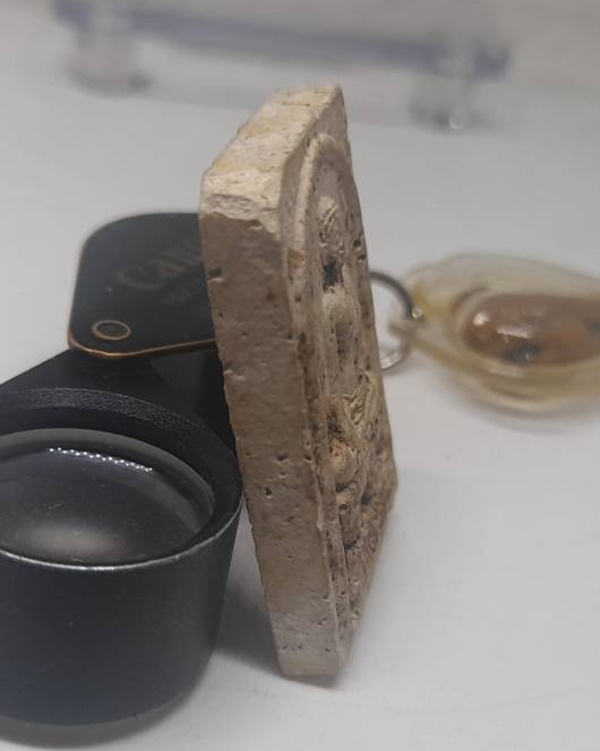 สมเด็จพระศรีอารย์ หลังยันต์ตรีนิสิงเห วัดไลย์ จ.ลพบุรี