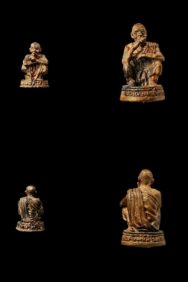 หลวงพ่อคูณ ๒ องค์