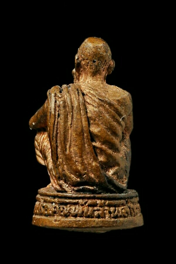 หลวงพ่อคูณ ๒ องค์