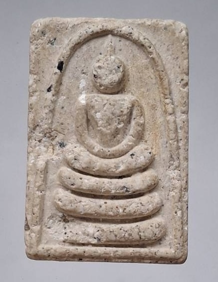 พระผงหลวงปู่บุดดา วัดกลางชูศรีเจริญสุข จ.สิงห์บุรี