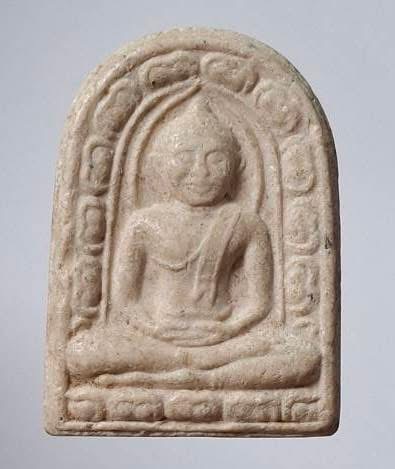 พระซุ้มกอ หลวงพ่อแพ วัดพิกุลทอง จ.สิงห์บุรี เนื้อผงน้ำมัน ปี2538 หายาก