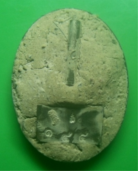 **เบาๆ**ล็อกเก็ตรุ่นแรกพิมพ์หน้าหนุ่ม หลวงพ่อตี๋ วัดบางคณฑีใน ฝังมวลสาร เกศา ตะกรุดเงิน**ตอกโค้ด สวย