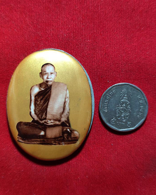  ล็อคเก็ตจัมโบ้รุ่นแรกหลวงปู่เพียร วิริโย วัดป่าหนองกอง จ.อุดรธานี