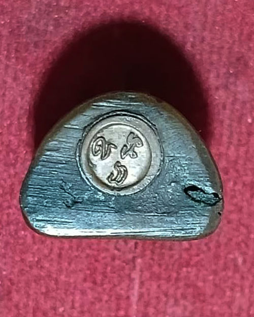 รูปหล่อโบราณ หลังค่อมใหญ่ รุ่นแรก หลวงปู่มั่น ทัตโต วัดโนน เจริญ